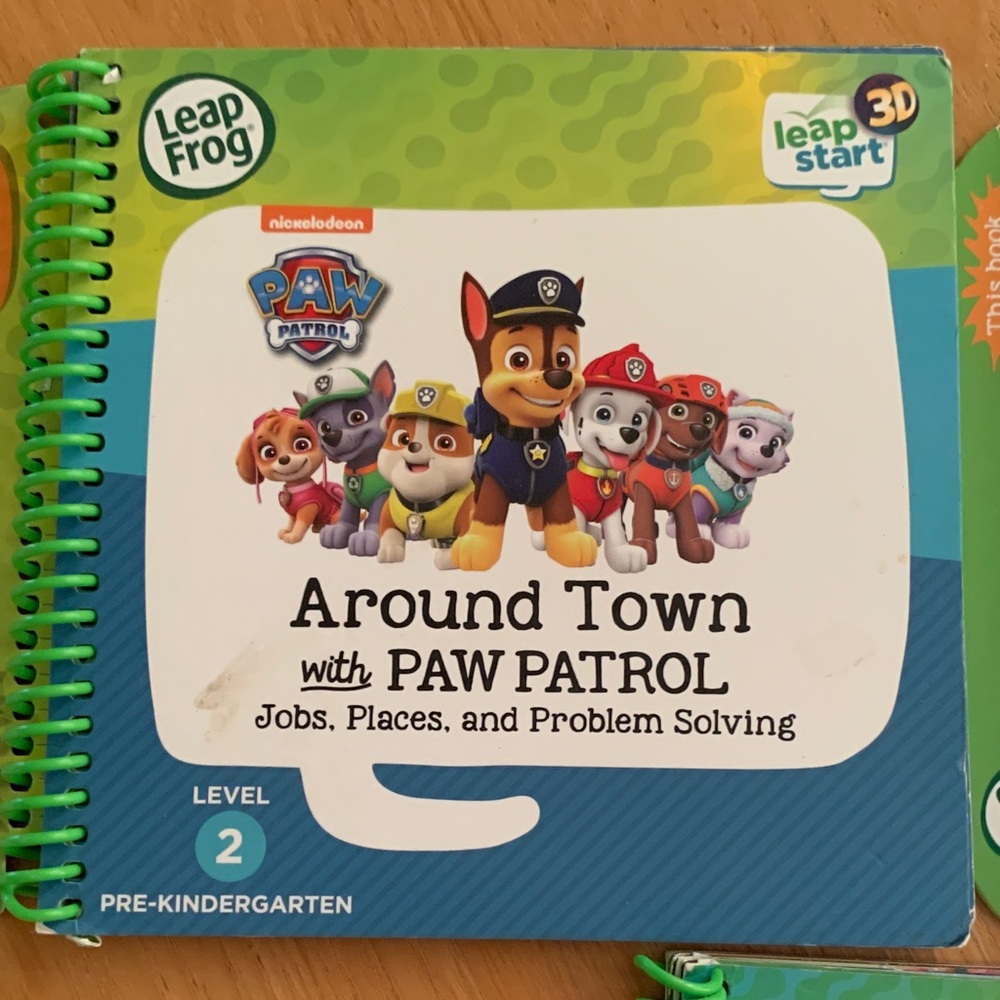 LeapStart Interactive Learning Books Set - Picture 2 of 4